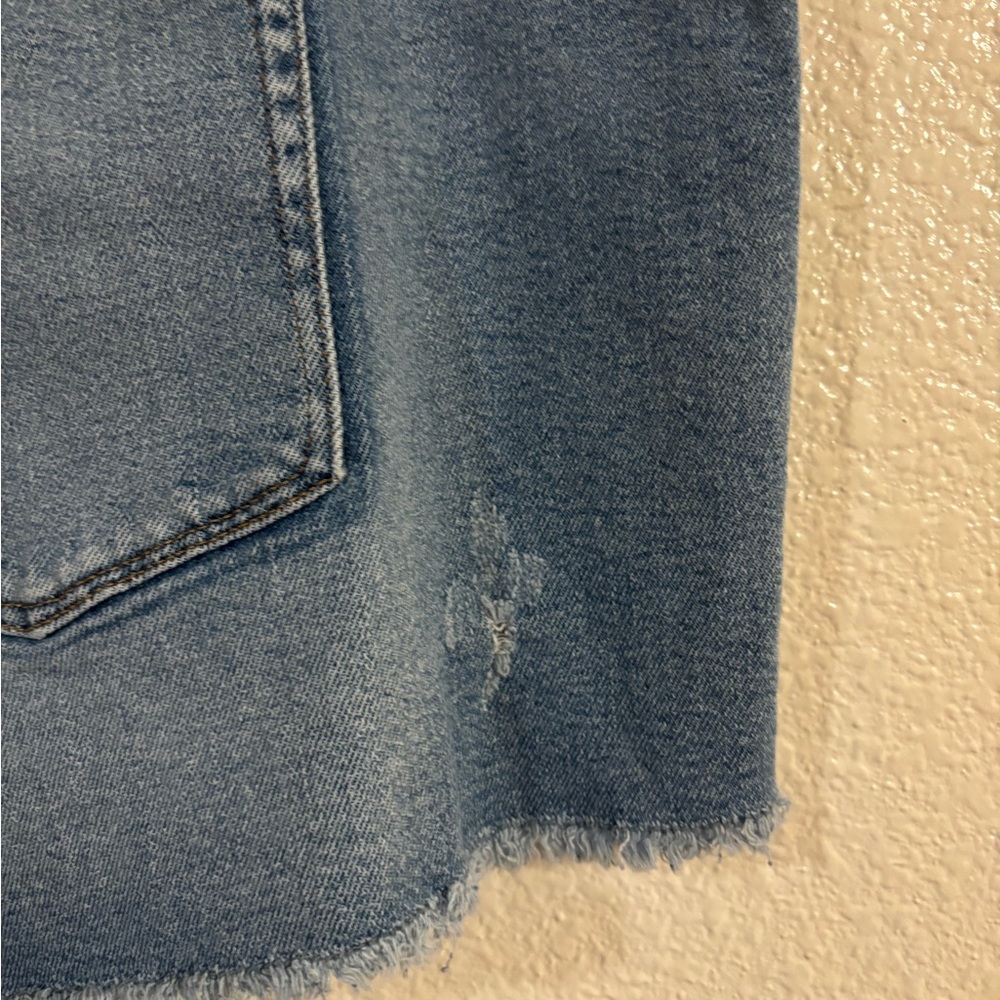 GOOD AMERICAN Plus size Denim Shorts - Picture 5 of 7